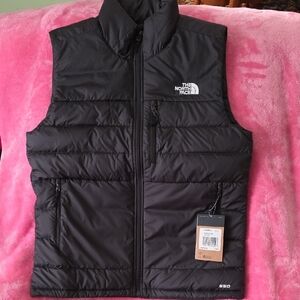 Men's (S) The North Face Black Puffer Vest